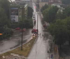 Opole. Ulice zamieniły się w potoki! Tak wyglądało centrum miasta w czwartek 24.06.21 r. [ZDJĘCIA]