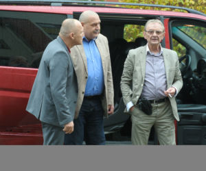 Pierwsza miłość. Krzyś (Mariusz Jakus), Andrzej (Jerzy Bończak), Romuś (Grzegorz Skrzecz)