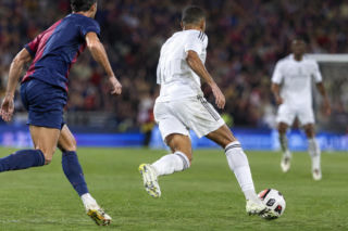 Real Madryt triumfuje w El Clasico. Królewscy wracają do gry o mistrzostwo