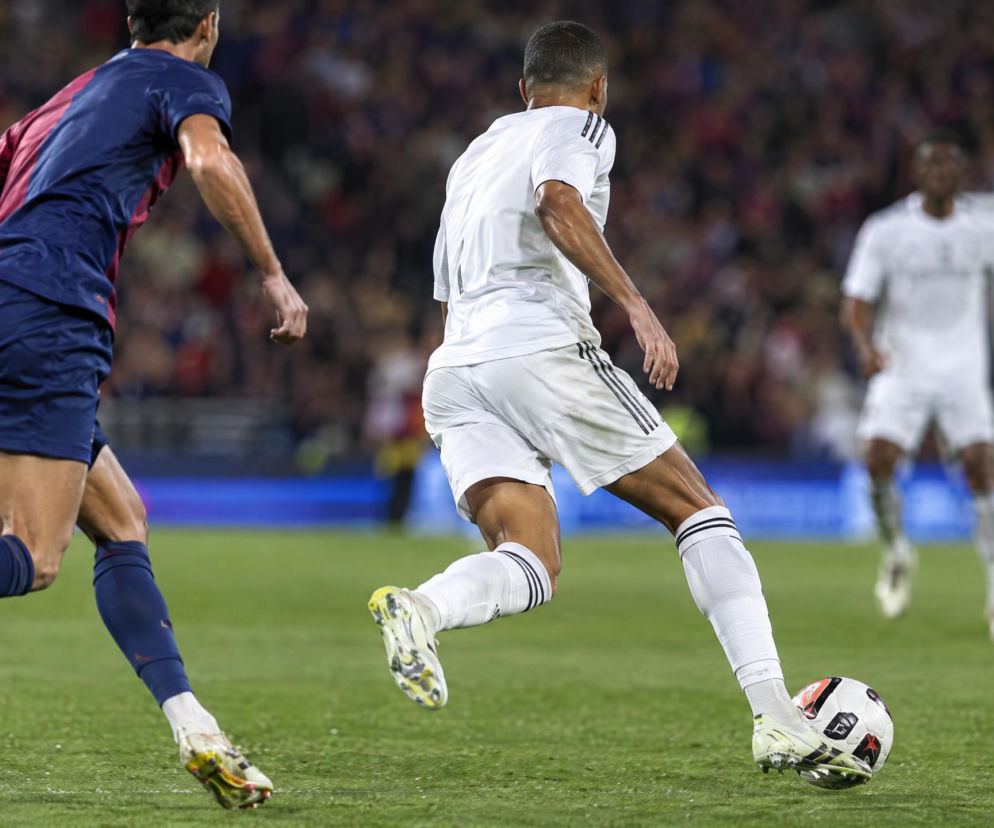 Real Madryt triumfuje w El Clasico. Królewscy wracają do gry o mistrzostwo