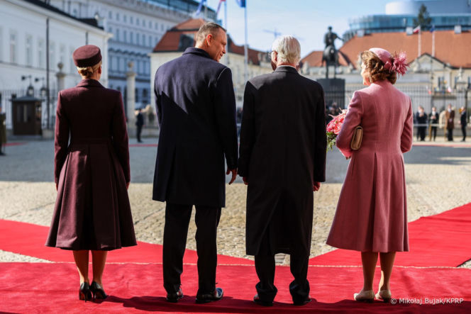 Wizyta szwedzkiej pary królewskiej w Polsce. Powitanie w Pałacu Prezydenckim