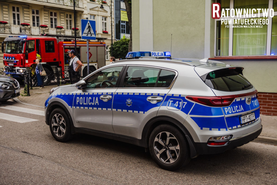 Wypadek w centrum Ełku. Poszkodowana kobieta i dziecko [ZDJĘCIA]