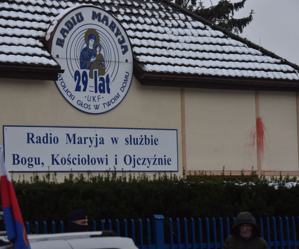Międzymiastowy protest samochodowy pod Radiem Maryja. Strajkowali w Święto Trzech Króli