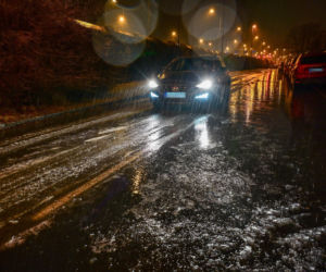 Gołoledź paraliżuje Polskę