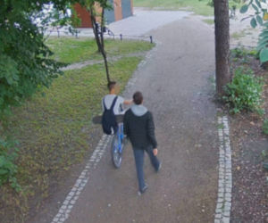 Gang młodocianych wandali zdemolował park miejski