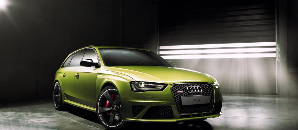 Audi RS4 Avant Exclusive Peridot Green