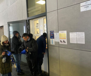 Kryte lodowisko przy Hali Urania