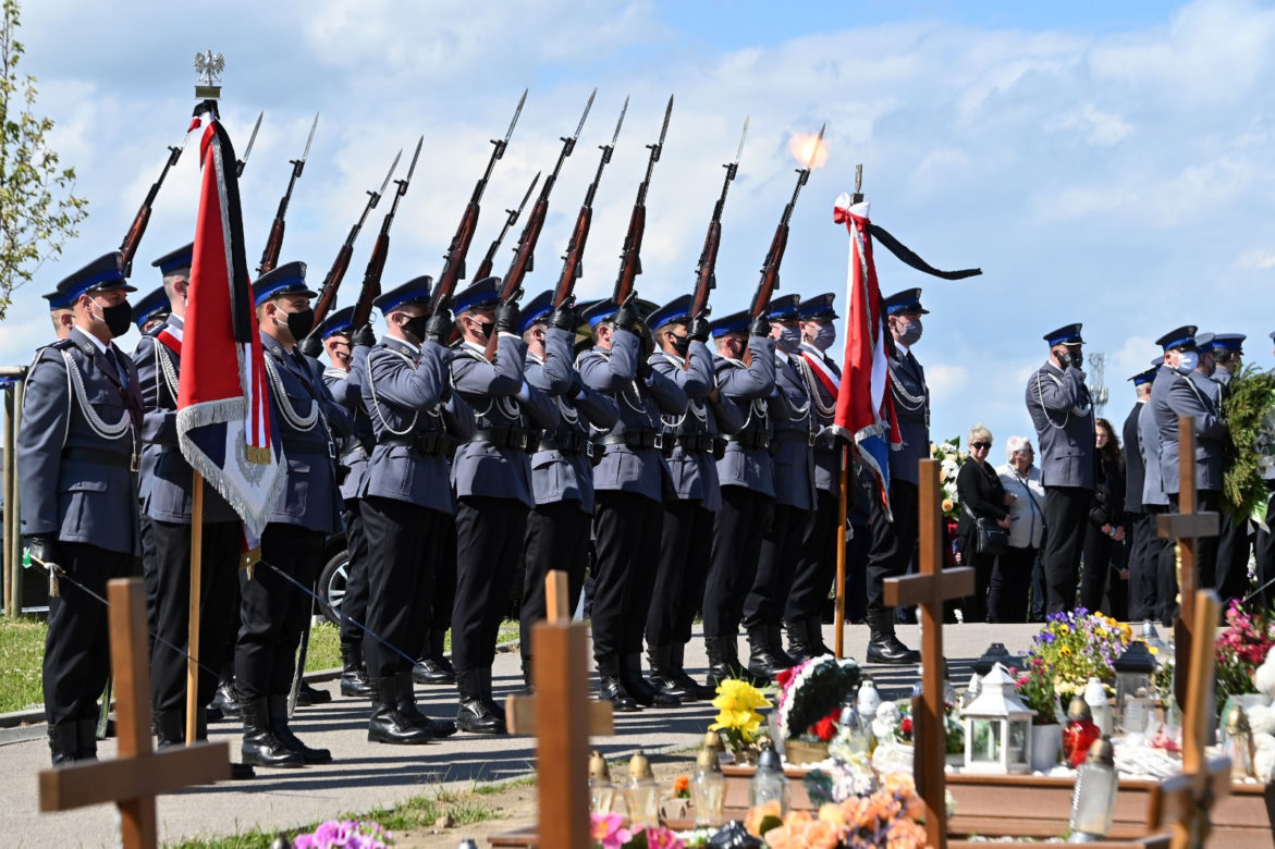Pogrzeb policjanta, który zginął w wyniku wypadku w Gdyni