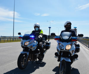 Suwałki: Więcej policyjnych motocykli na drogach. I więcej kontroli