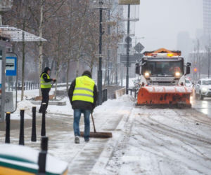 Służby miejskie w gotowości przed atakiem gołoledzi