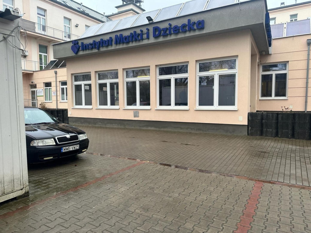 Awanturnik w szpitalu na Woli. Policyjna obława