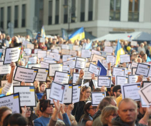 35 lat niepodległej Ukrainy. Obchody na Placu Zamkowym w Warszawie