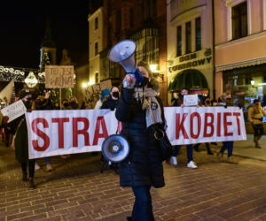 Strajk kobiet w Toruniu - 27-28.01.2021 - zdjęcia z protestów