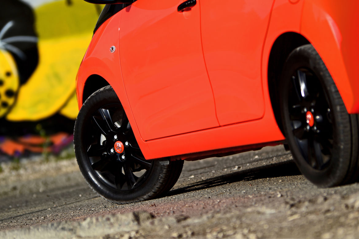 Nowa Toyota Aygo 1.0 wersja X-CITE
