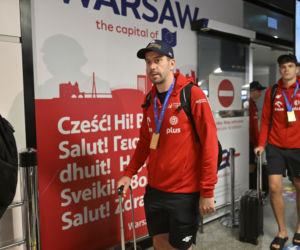Złoci siatkarze po perypetiach wrócili do Polski