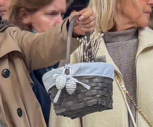 Marta Manowska ze święconka