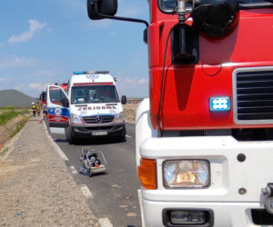 Kondrajec Szlachecki. Dwie osoby zginęły w wypadku na DK nr 7! Ich renault zmiażdżyła ciężarówka