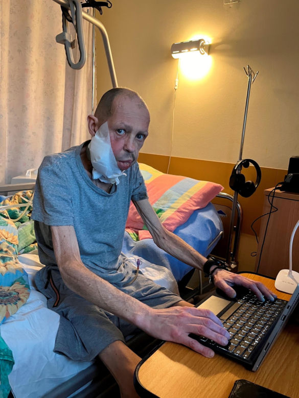 Mariusz choruje na nowotwór. Rak uwięził go na łóżku, ale nie zabrał mu woli walki. "Wszystko co się dzieje ma swój sens"