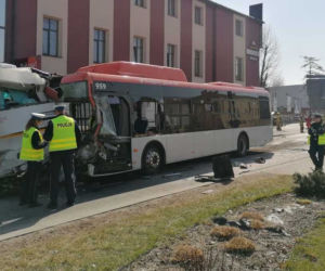 Rzeszów. Wypadek autobusów na Al. Rejtana [GALERIA]