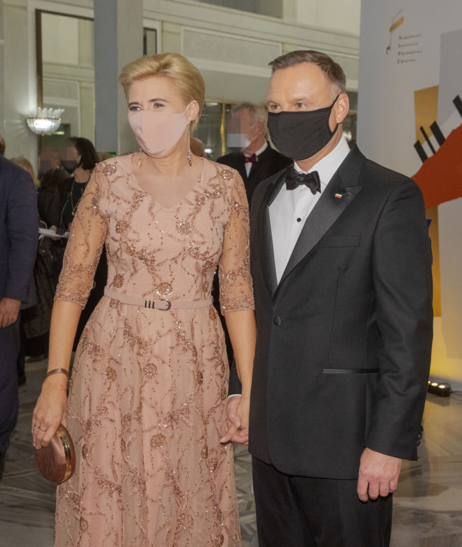 Konkurs Chopinowski: Agata Duda w złocie i stylowa żona Kurskiego