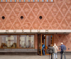 Materiały i rozwiązania elewacyjne