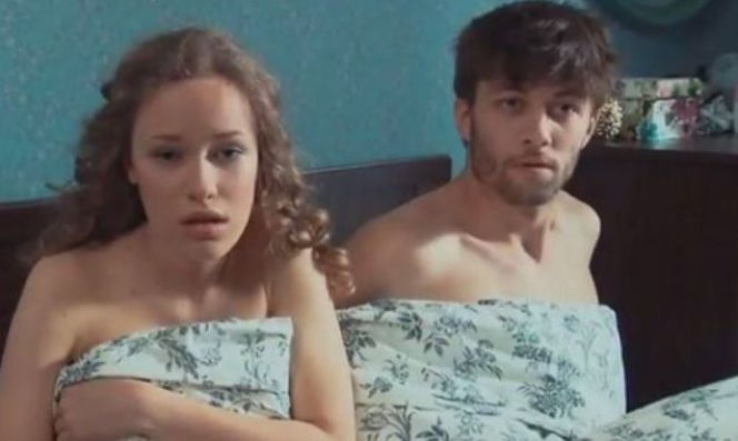 Barwy szczęścia, Angela (Helena Englert), Robert (Józef Grzymała)