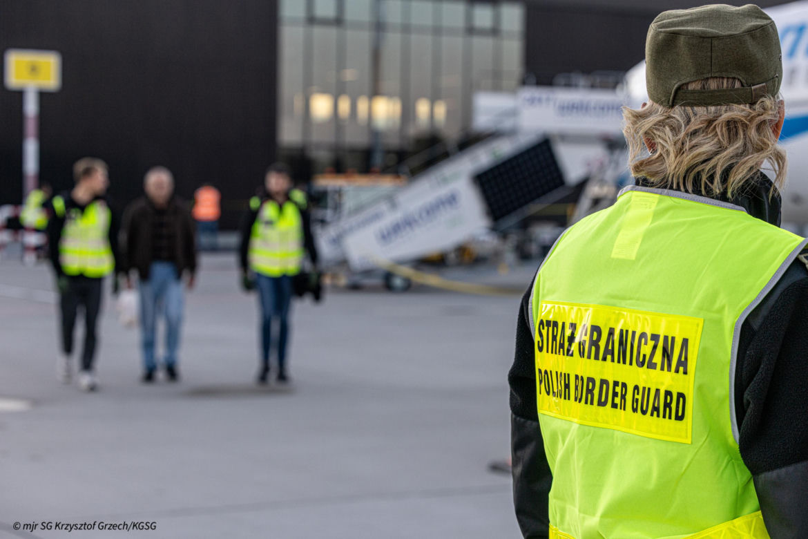 Dwóch funkcjonariuszy polskiej SG z poważnymi obrażeniami po ataku nożem w Gruzji