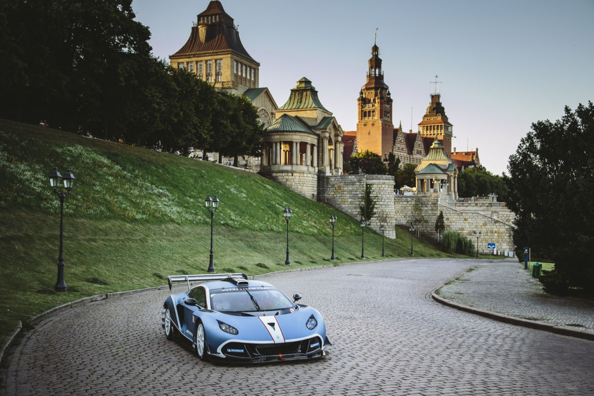 Arrinera Hussarya GT
