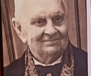 Spadł z noszy w drodze do szpitala, nie przeżył. Medycy oskarżeni o śmierć Ryszarda