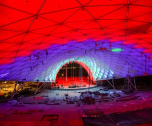 Spektakularna iluminacja Teatru Letniego w Szczecinie