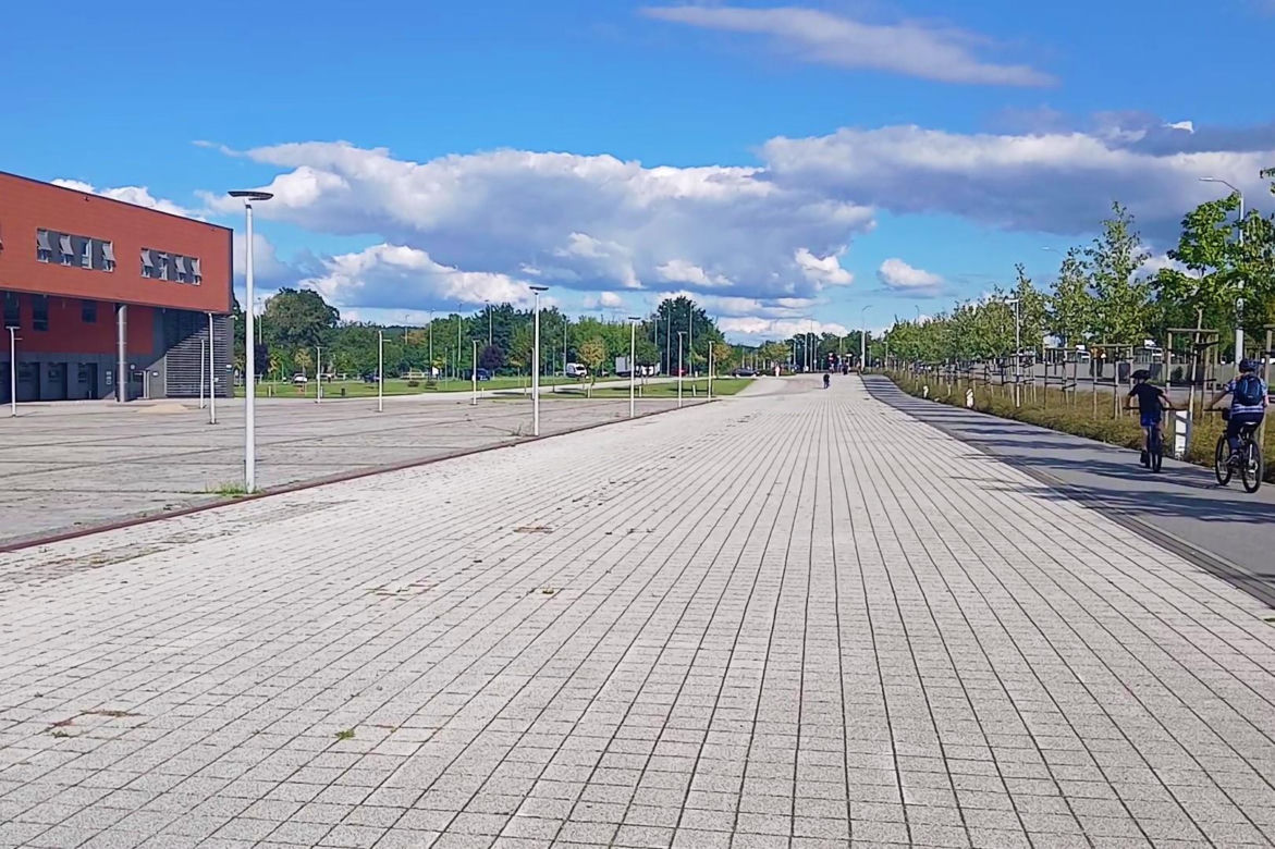 Zniknie "betonoza" sprzed Netto Areny