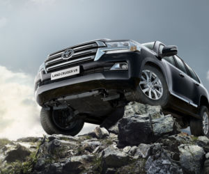 Toyota Land Cruiser V8 