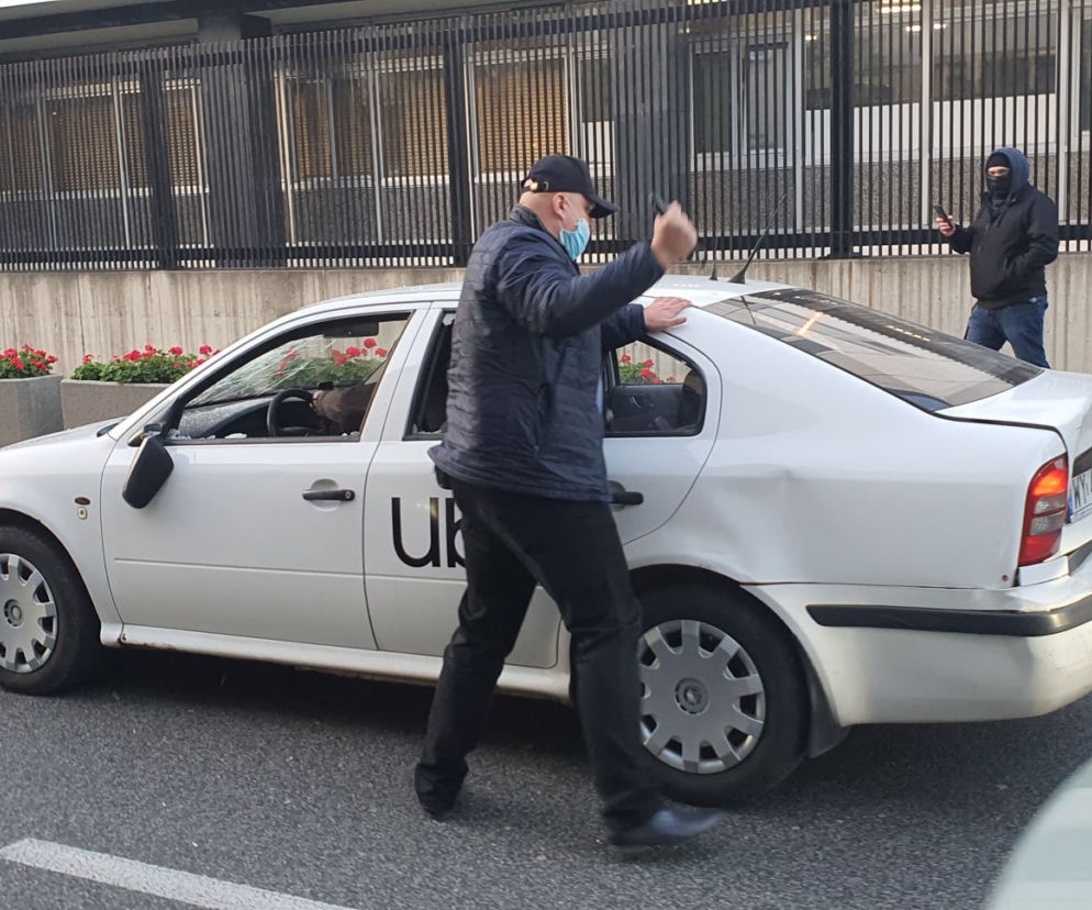 Protest taksówkarzy: Atak na ubera 