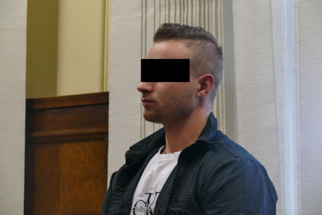 Wypchnął Olę z okna, bo nie chciała do niego wrócić. Drzewa uratowały jej życie