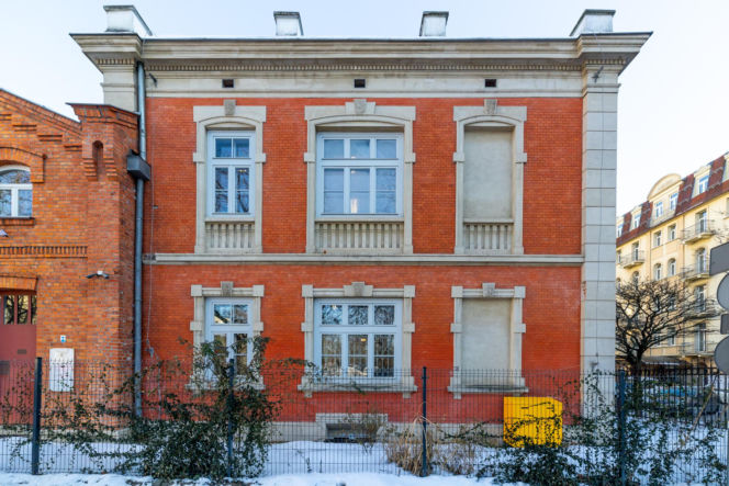 Mykwa na Kłopotowskiego 31 w Warszawie