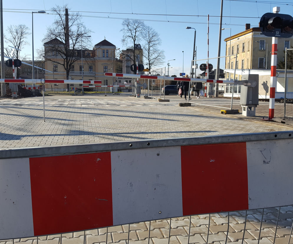 Czy przejazd kolejowy na ul. Słowiańskiej będzie otwarty dla kierowców? To możliwe