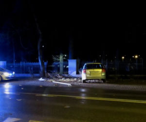Rozbił Audi A3 mając ponad 4,5 promila alkoholu