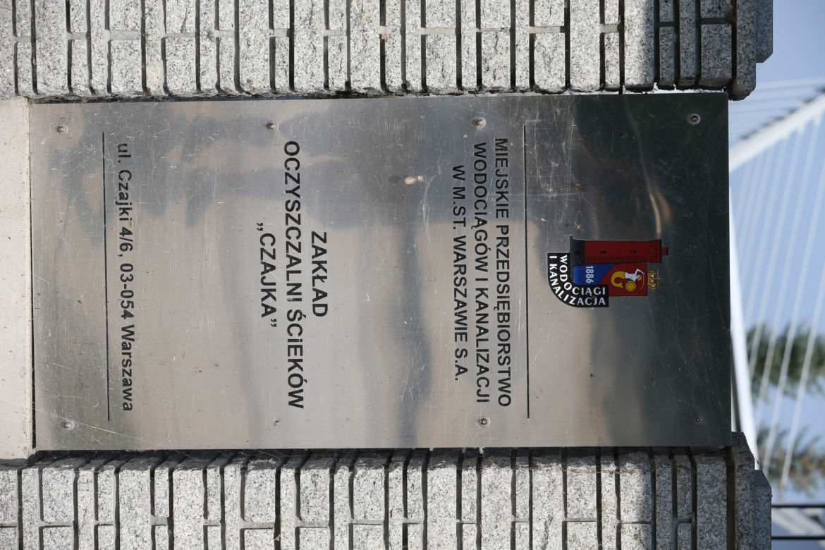 Awaria w oczyszczalni ścieków "Czajka"