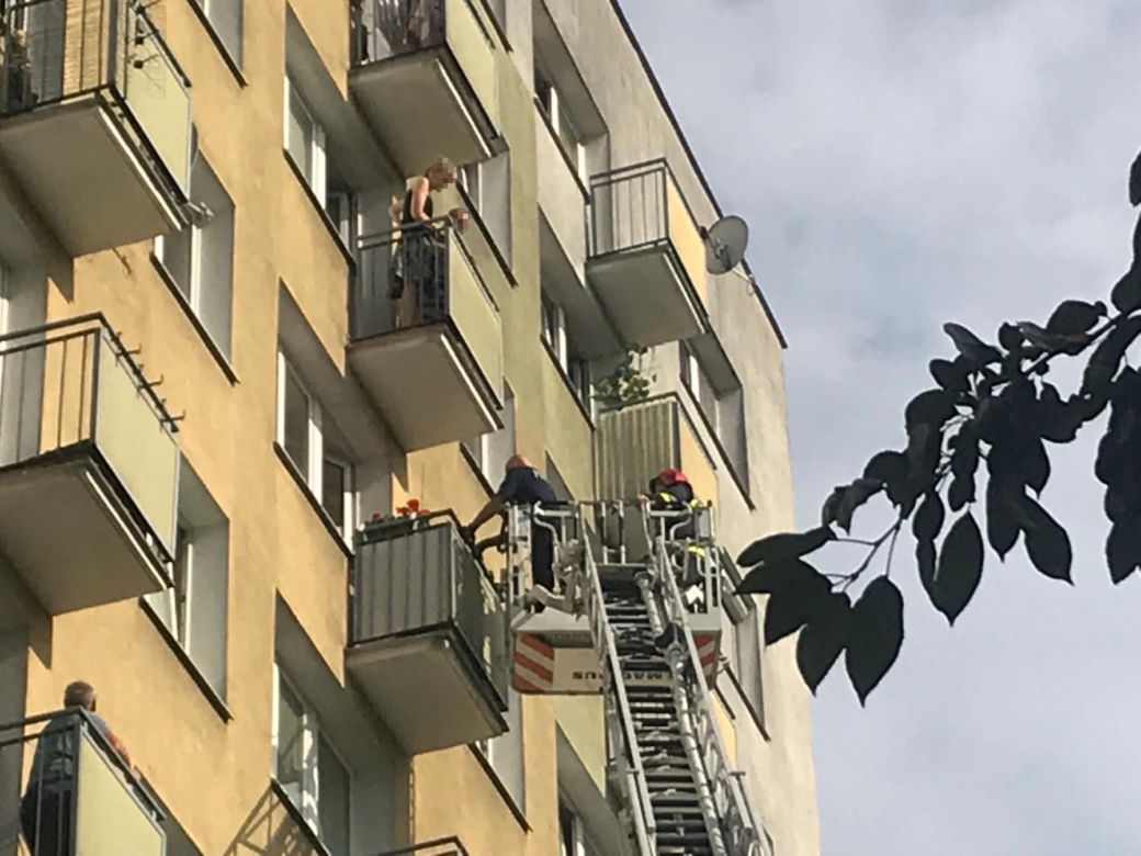 Brawurowa akcja strażaków na Pradze Południe