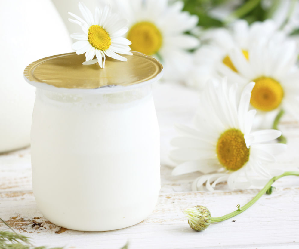 jaki-jogurt-wybrac-naturalny-czy-owocowy.jpg
