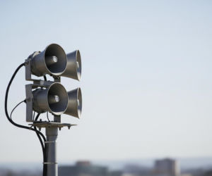 Czemy syreny wyją na Mazowszu? Ważny komunikat służb