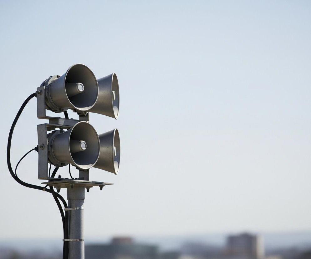 Czemy syreny wyją na Mazowszu? Ważny komunikat służb
