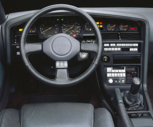 Toyota Supra mk. III - wnętrze (MA70)