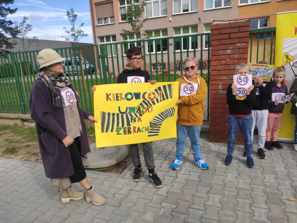 Happening "Kierowco! nie polujemy na zebrach!"