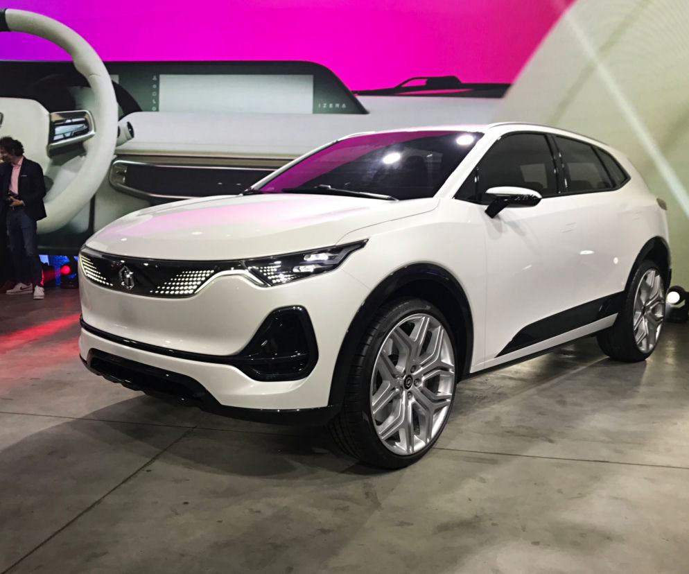 Izera SUV