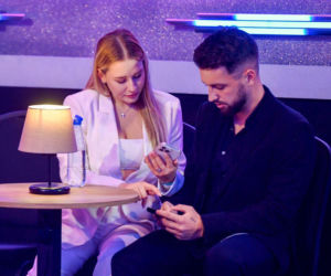 Andziaks i Luka tłumaczą się z drogiego prezentu dla córki. Telefon jest dla mnie