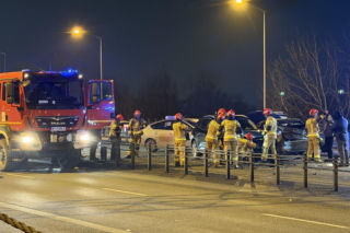 Zderzenie czterech aut na moście w Warszawie