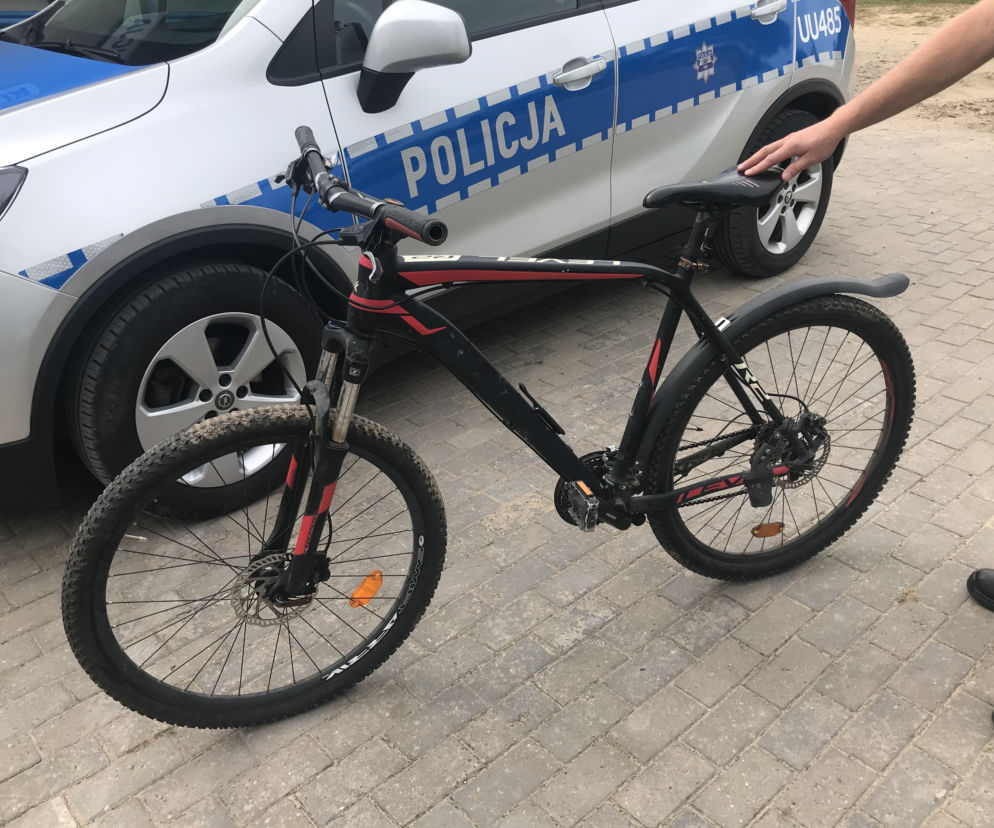 Babiak: Ukradł rower w parku i poszedł spać! Policjanci zgotowali mu pobudkę i areszt