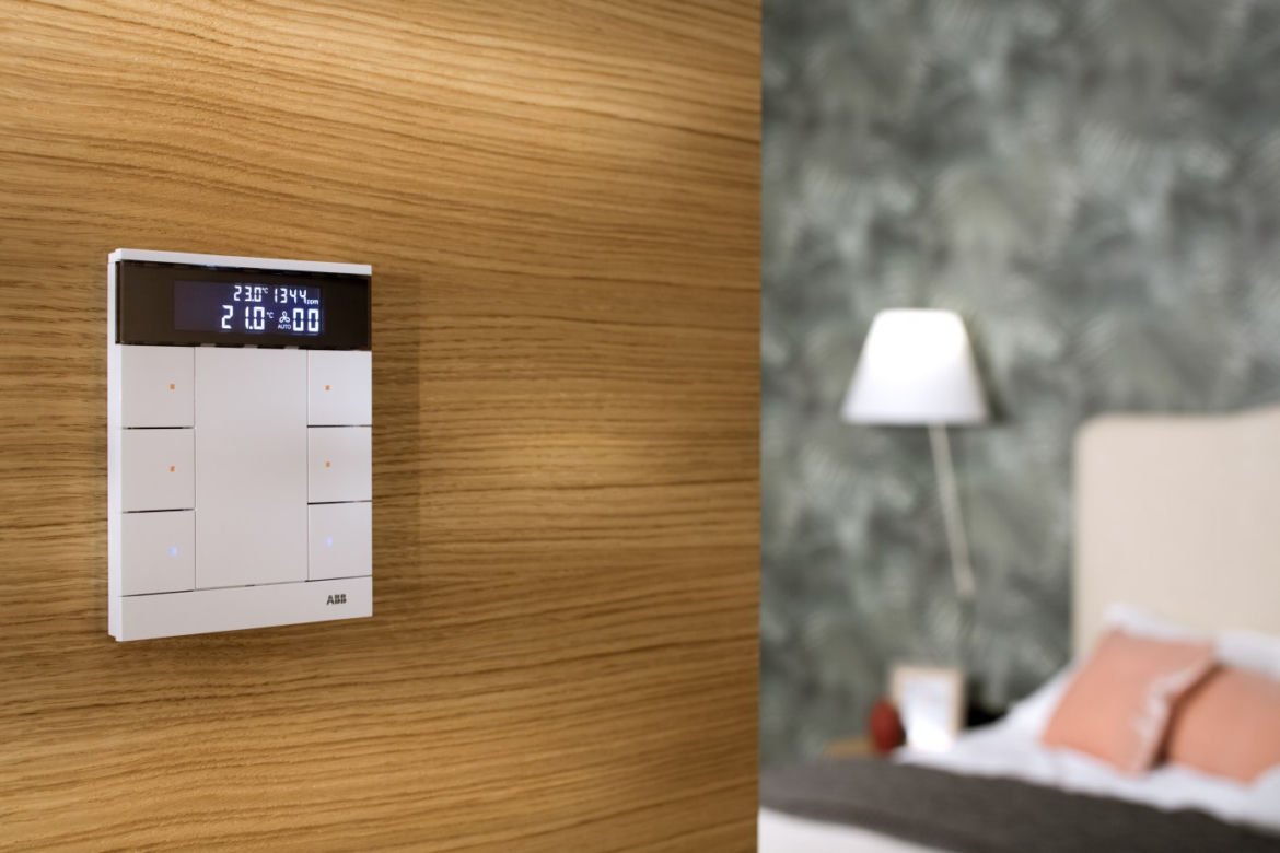 Dom inteligentny: apartament pokazowy ABB Living Space® Experience: kuchnia oraz salon