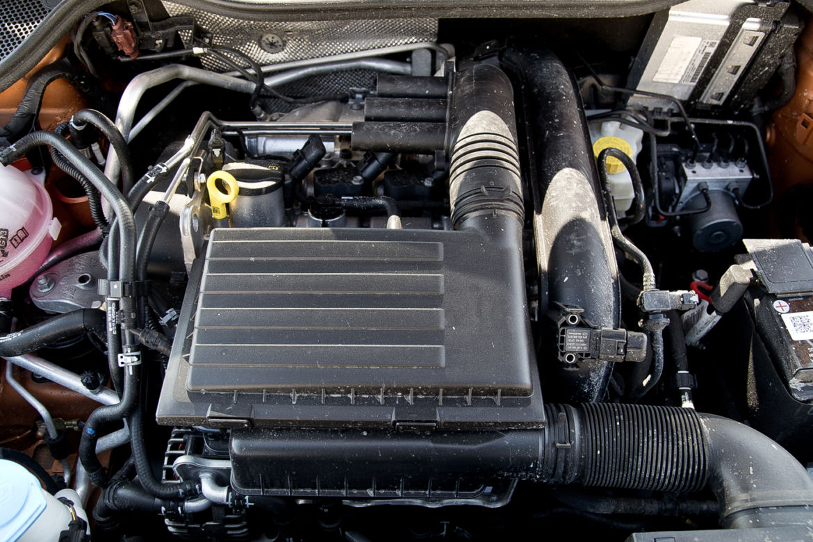 Volkswagen Cross Polo lifting 2014